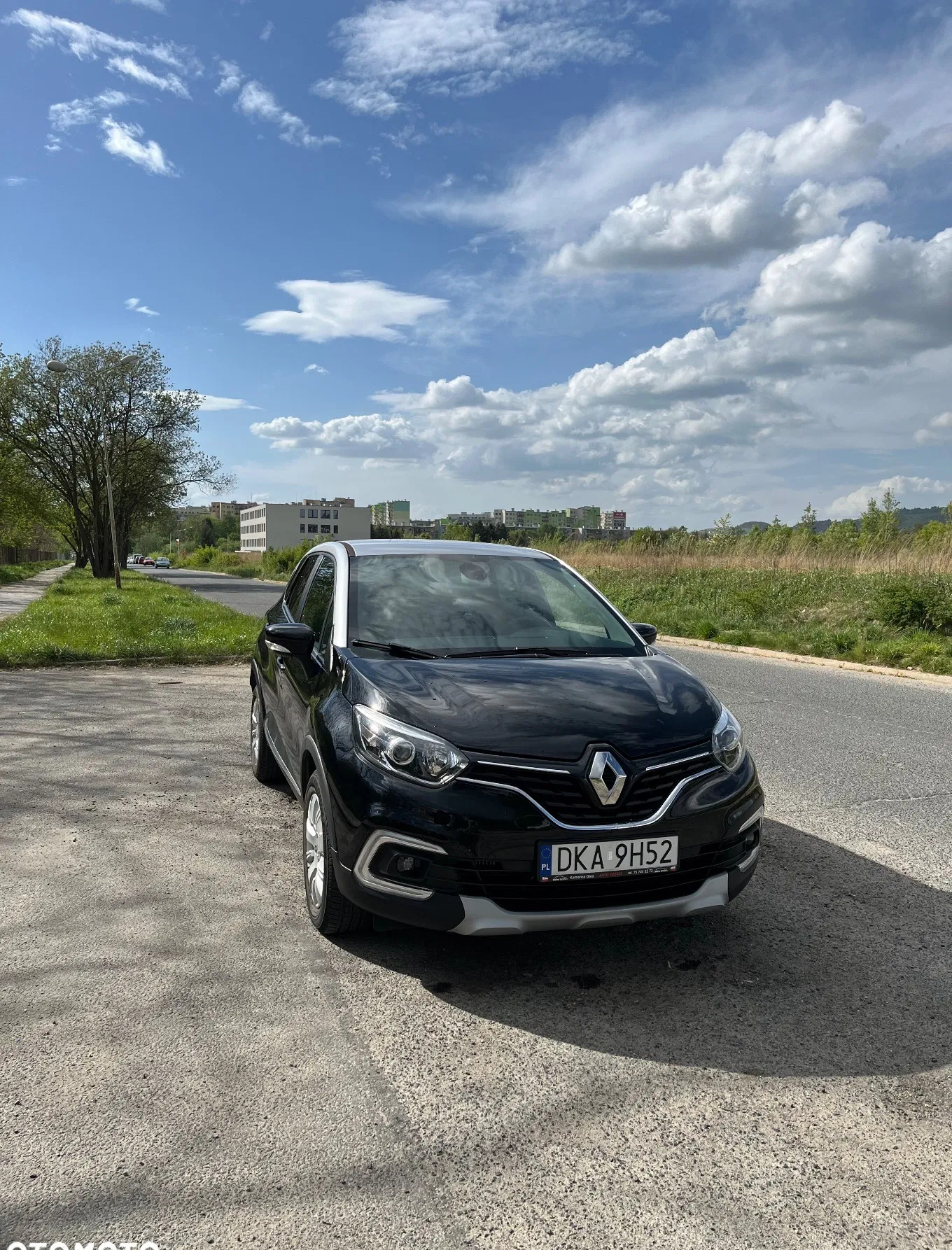 renault captur Renault Captur cena 52900 przebieg: 63000, rok produkcji 2017 z Chorzów